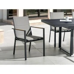 Beliani Tuinstoel BUSSETO - Zwart Aluminium -Tuinstoelen Winkel 67cb8ad88e624f12bd3125e4462bc528